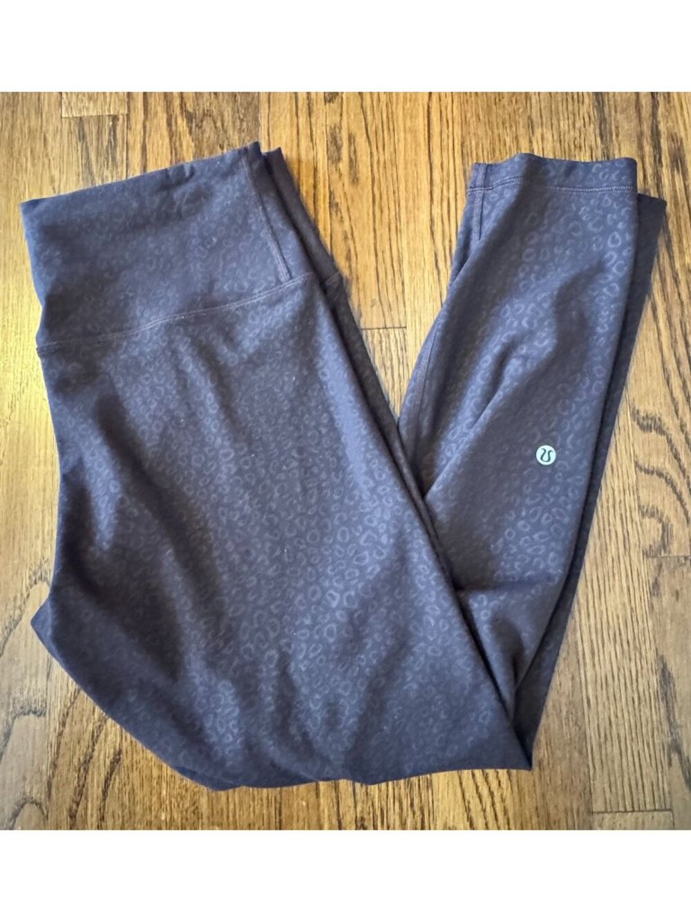 Lululemon Size 12 Brown Embossed Leopard Print Leggings 25"